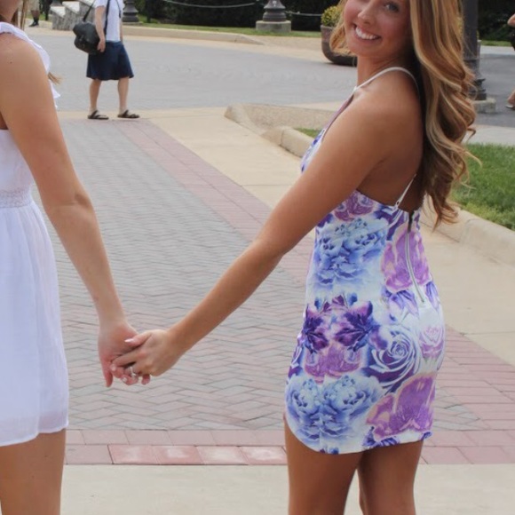 SALE Purple 💜 body-con dress! - Picture 1 of 3